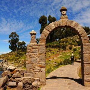 Floating Islands of the Uros, Amantaní and Taquile